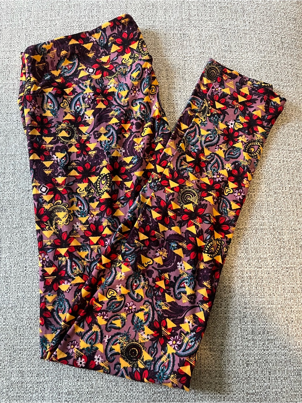 LuLaRoe TC Paisley Floral Leggings in Red, Yellow & Purple